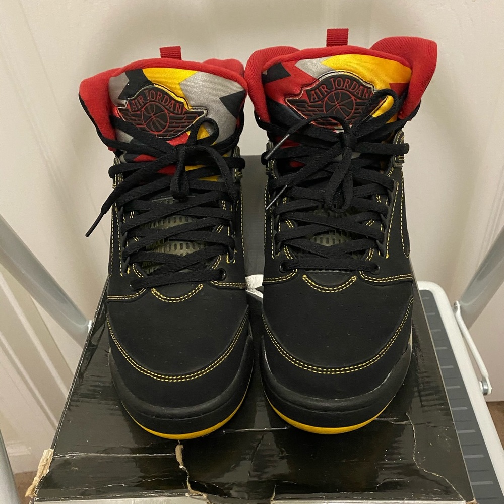 Girls Jordan true flight (GS)